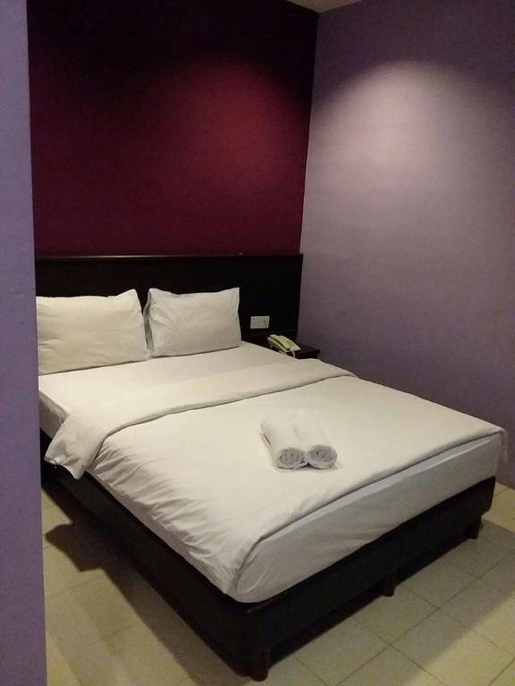 Bary Inn, Klia & Klia2 - 24 Hours Free Airport Pick-Up Sepang Exteriér fotografie