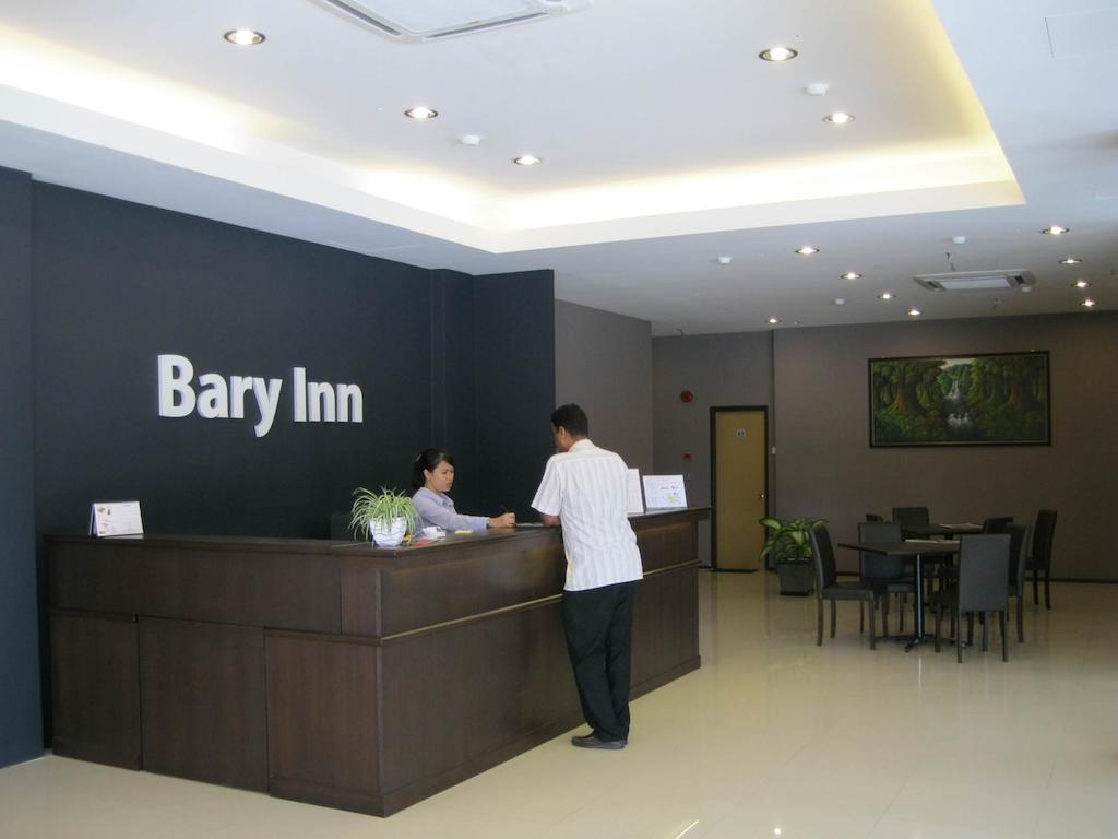 Bary Inn, Klia & Klia2 - 24 Hours Free Airport Pick-Up Sepang Exteriér fotografie